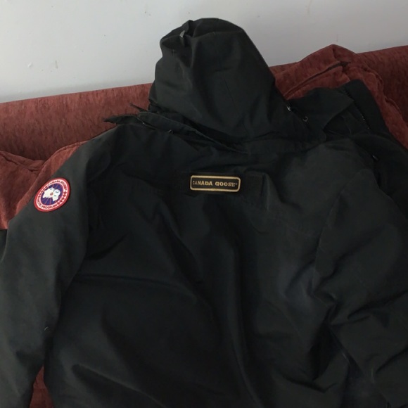 Canada Goose coat - Picture 7 of 7